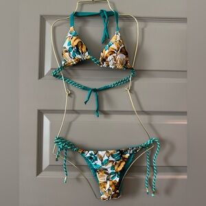 NWT Sol & Energia Floral Teal Bikini Set